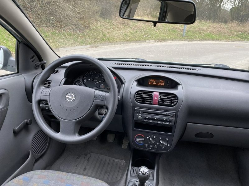 Opel Corsa Opel Corsa Opłacony Benzyna Mały przebieg Klima C (2000-2006)