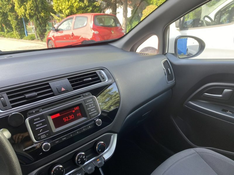 Kia Rio 1.2 83KM , Gwarancja III (2011-)