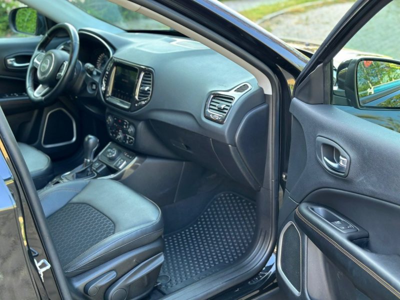 Jeep Compass Faktura VAT 23% 1.3 Limited Benzyna / Hybrid 4xe II (2016-)