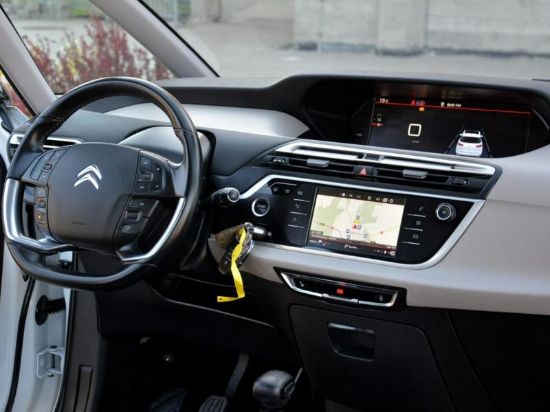 Citroen C4 SpaceTourer Shine Full Led Pure Vision Kamera 360 Navi Martwe pole Asysten pasa