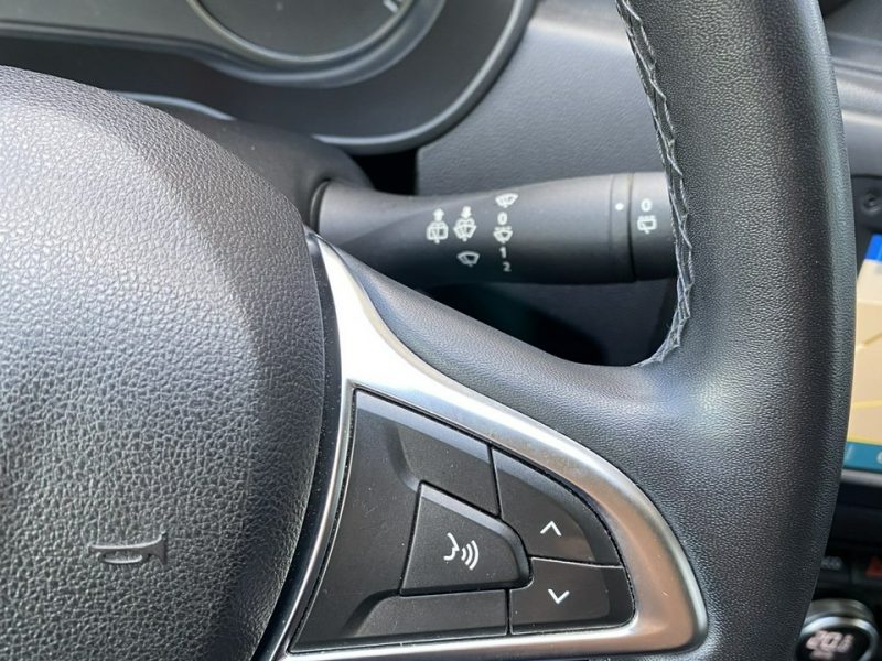 Dacia Duster 1.6 115 , Kamera,Navi,Niski Przebieg II (2017-2024)
