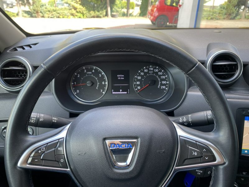 Dacia Duster 1.6 115 , Kamera,Navi,Niski Przebieg II (2017-2024)