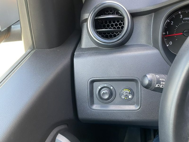 Dacia Duster 1.6 115 , Kamera,Navi,Niski Przebieg II (2017-2024)