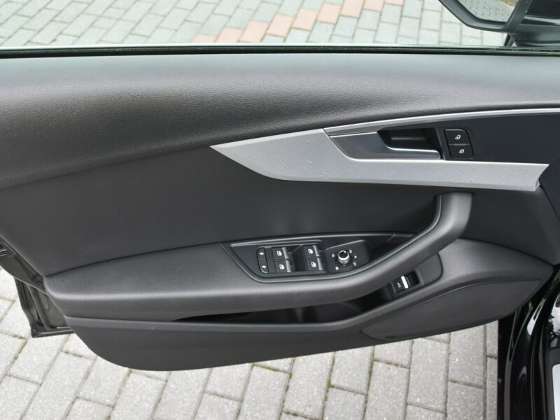 Audi A4 2.0TDi 150KM Automat 2016r. Virtual Kamera NAVi FullLED alufelgi18" B9 (2015-)
