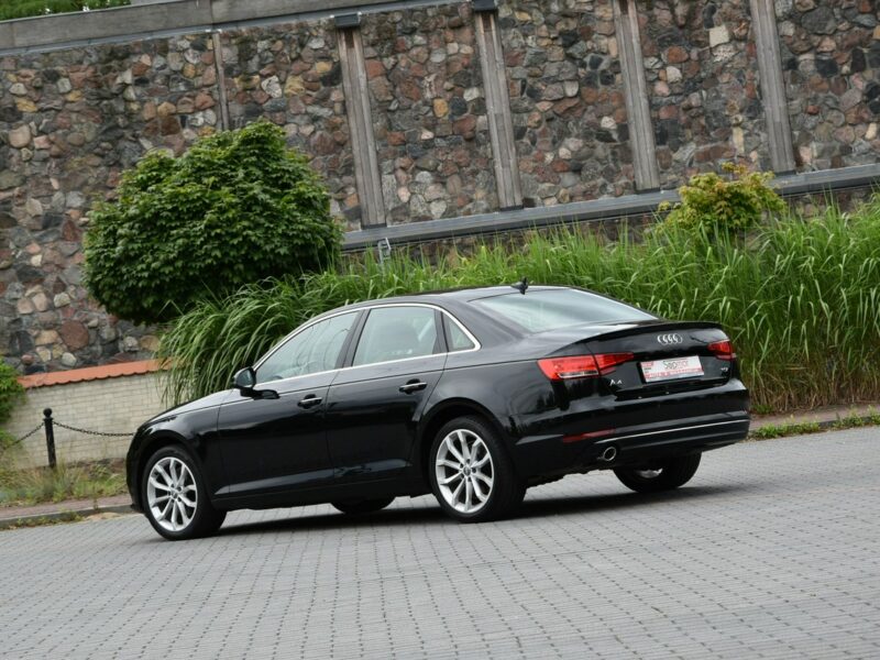 Audi A4 2.0TDi 150KM Automat 2016r. Virtual Kamera NAVi FullLED alufelgi18" B9 (2015-)
