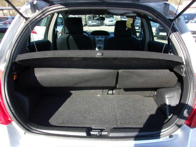 Toyota Yaris Automat 1.3 VVT-i Klimatyzacja El.Szyby, El. Lusterka II (2005-2011)