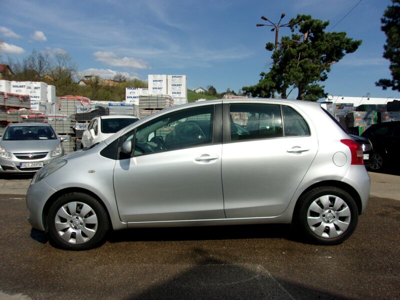 Toyota Yaris Automat 1.3 VVT-i Klimatyzacja El.Szyby, El. Lusterka II (2005-2011)