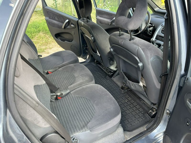 Citroen Xsara Picasso Hak, klimatronic, czujniki parkowania, opony wielosezonowe, tempomat