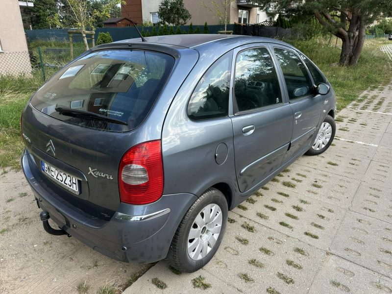 Citroen Xsara Picasso Hak, klimatronic, czujniki parkowania, opony wielosezonowe, tempomat