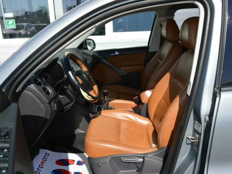 Volkswagen Tiguan 2.0TDI Bezwypadkowy Serwisowany Klimatronik Skóra Opłaty do 24.03.2026 I (2007-2016)