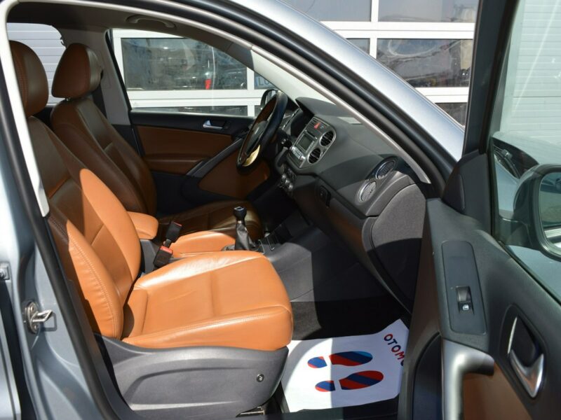 Volkswagen Tiguan 2.0TDI Bezwypadkowy Serwisowany Klimatronik Skóra Opłaty do 24.03.2026 I (2007-2016)