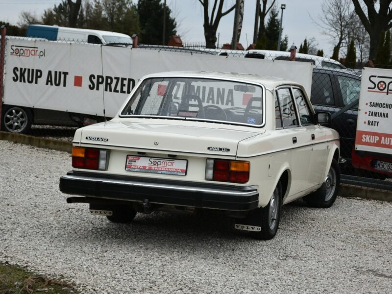 Volvo 244 DL 2.1 GAZ 107KM 1979r. Jeden właścicel od NOWOŚCI Polska historia