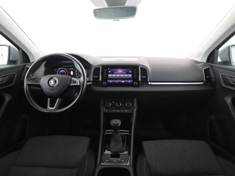 Škoda Karoq STYLE automat virtual navi PDC grzane fotele climatronic LED