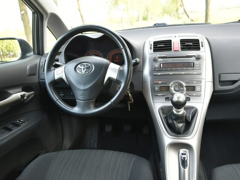 Toyota Auris 1.6VVT-i 132KM GAZ 2009r. Climatronic alufelgi Isofix HAK 5drzwi I (2006-2012)