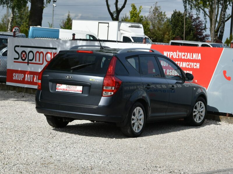Kia Cee'd 1.6CRDi 116KM 2011r. lift Klima TEMPOMAT isofix Alufelgi Polecam I (2006-2012)