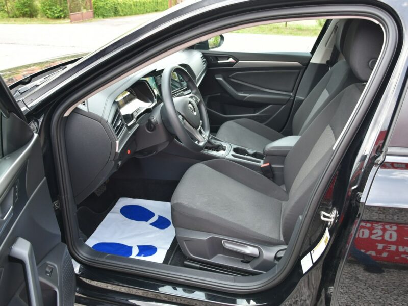 Volkswagen Jetta 1.4TSi 150KM AUTOMAT 2019r. FullLED Kamera TEMPOMAT Isofix 37tkm A6 (2010-)