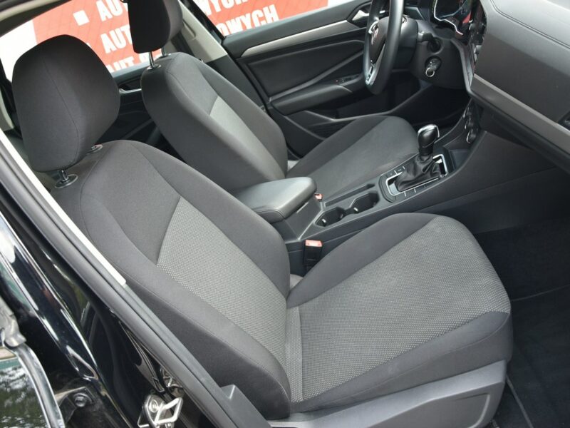 Volkswagen Jetta 1.4TSi 150KM AUTOMAT 2019r. FullLED Kamera TEMPOMAT Isofix 37tkm A6 (2010-)
