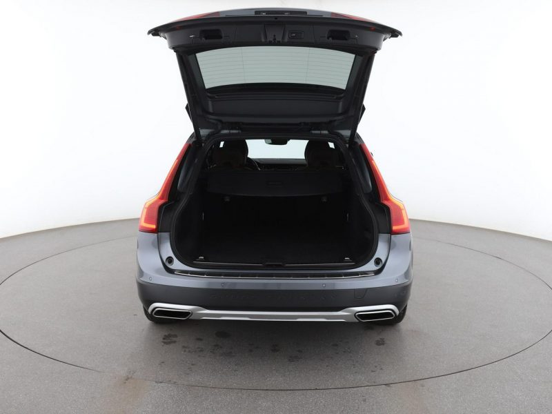 Volvo V90 Cross Country FV23% 4x4 automat skóra zintegrowane foteliki full LED navi czujniki p