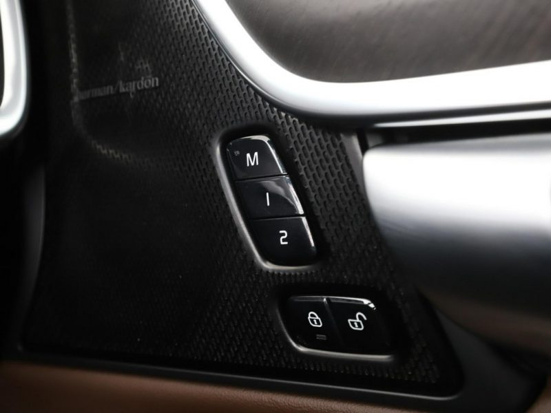 Volvo V90 Cross Country FV23% 4x4 automat skóra zintegrowane foteliki full LED navi czujniki p