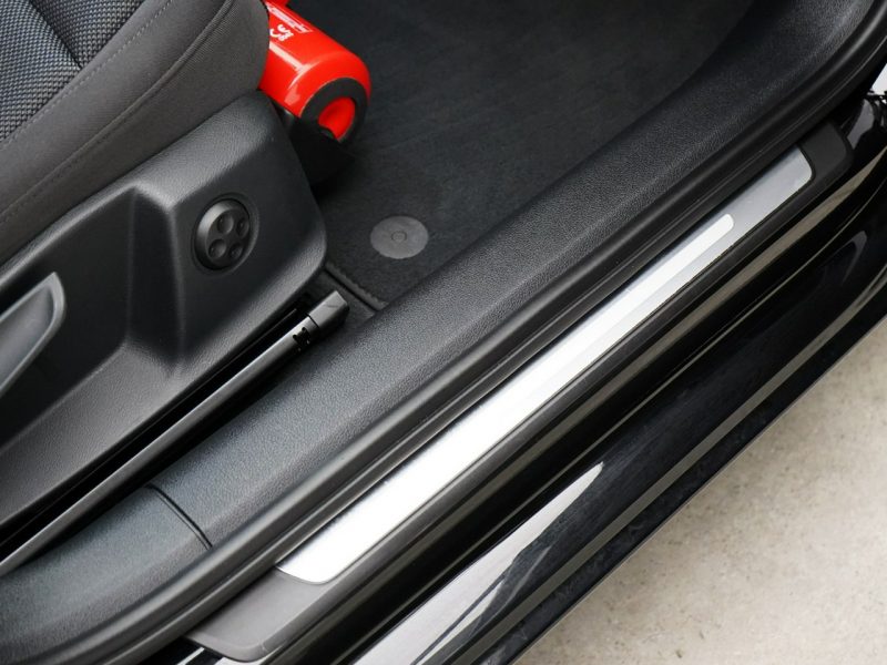 Audi A4 30TDI 136KM LED Tempomat Ambient B9 (2015-)