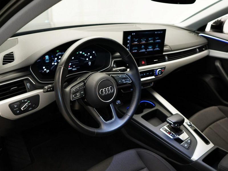 Audi A4 30TDI 136KM LED Tempomat Ambient B9 (2015-)