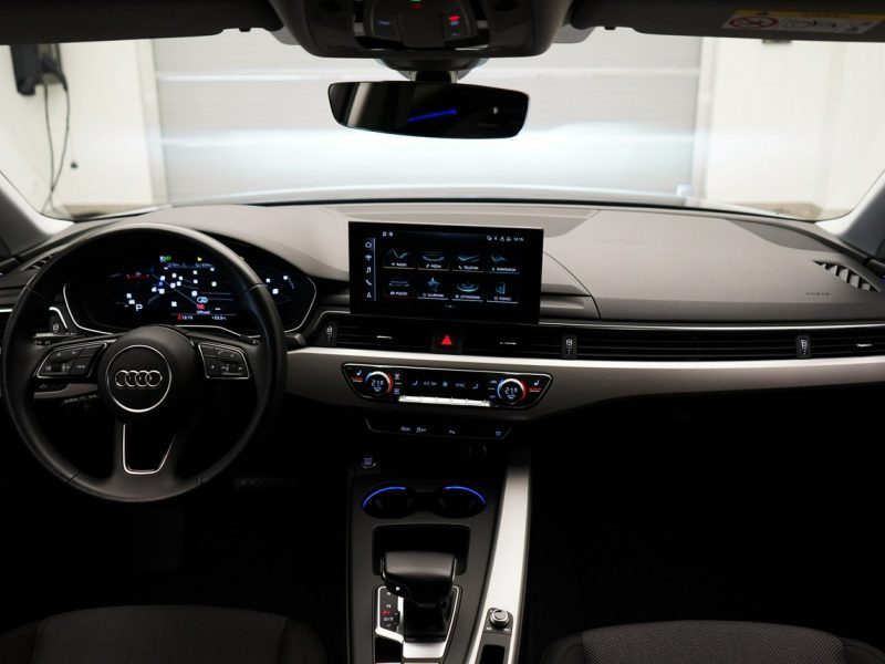Audi A4 30TDI 136KM LED Tempomat Ambient B9 (2015-)
