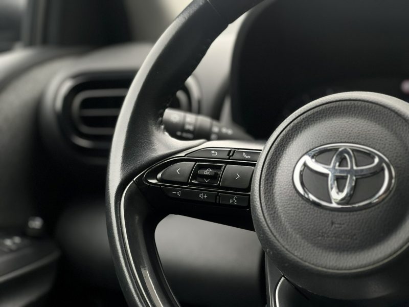 Toyota Yaris Salon Polska Poleasingowy I właściciel Serwis ASO VAT 23% Bezwypadkowy IV (2020-)