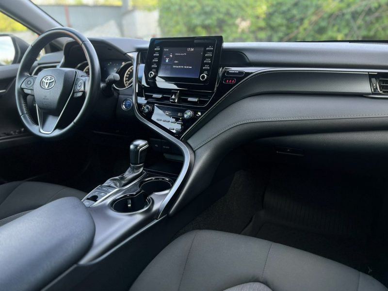 Toyota Camry Toyota Camry 2.5 218KM Hybrid Comfort CVT Salon Polska FV23% ASO VIII (2016-2018)