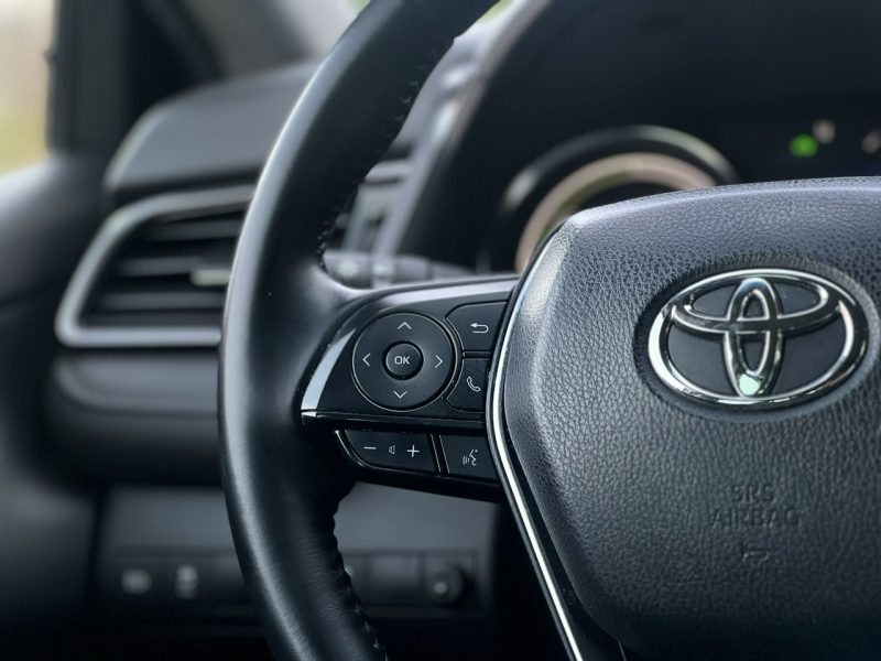 Toyota Camry Toyota Camry 2.5 218KM Hybrid Comfort CVT Salon Polska FV23% ASO VIII (2016-2018)
