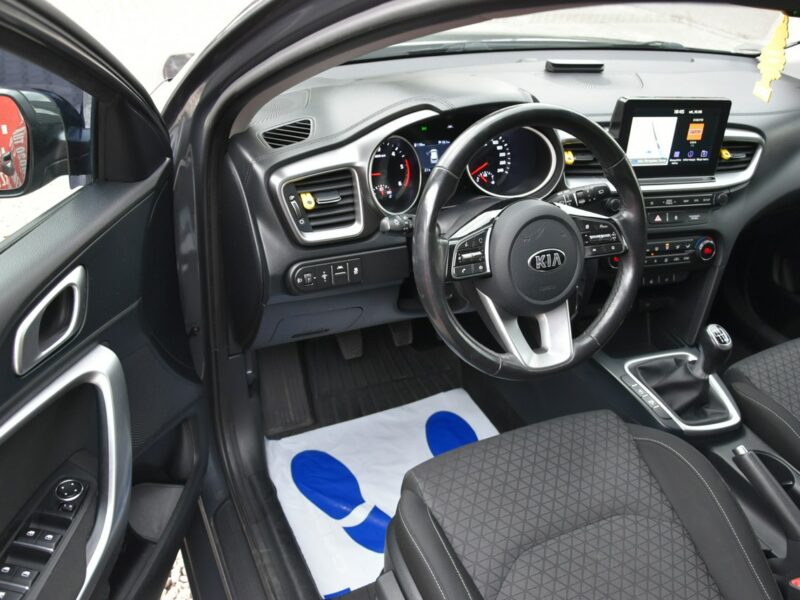 Kia Cee'd 1.6CRDi 116KM Manual XI.2018r. Climatronic NAVi Kamera Isofix TEMPOMAT III (2018-)