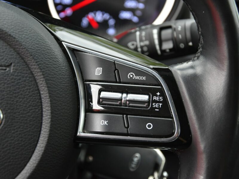 Kia Cee'd 1.6CRDi 116KM Manual XI.2018r. Climatronic NAVi Kamera Isofix TEMPOMAT III (2018-)