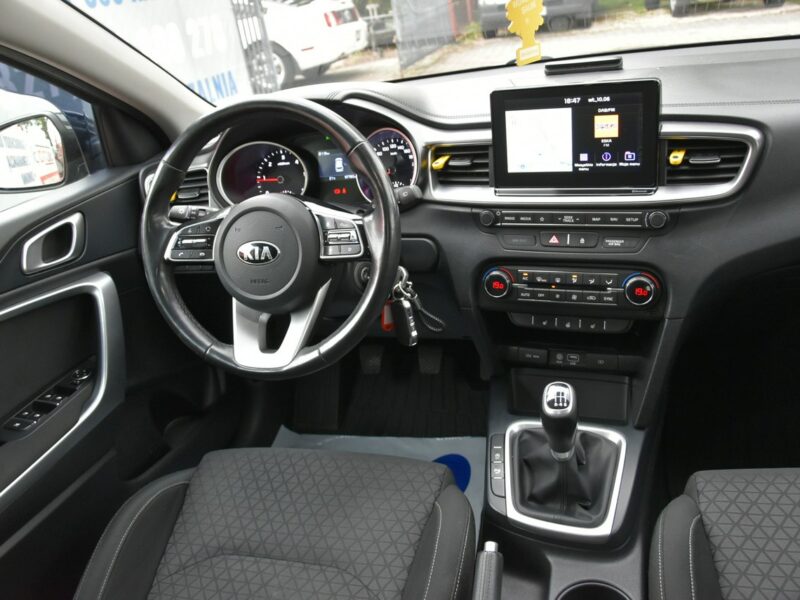 Kia Cee'd 1.6CRDi 116KM Manual XI.2018r. Climatronic NAVi Kamera Isofix TEMPOMAT III (2018-)