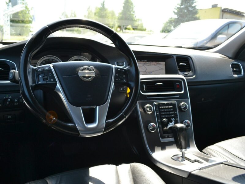 Volvo V60 Nawigacja*Climatronic*Serwis*LED*Automat 2.0T 203KM I (2010-2018)