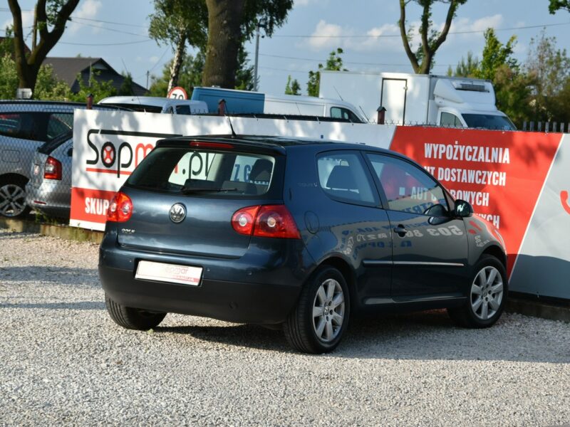 Volkswagen Golf V Tour 1.4MPi 80KM 2007r. climatronic alufelgi czujniki POLECAM V (2003-2008)