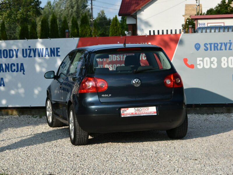 Volkswagen Golf V Tour 1.4MPi 80KM 2007r. climatronic alufelgi czujniki POLECAM V (2003-2008)