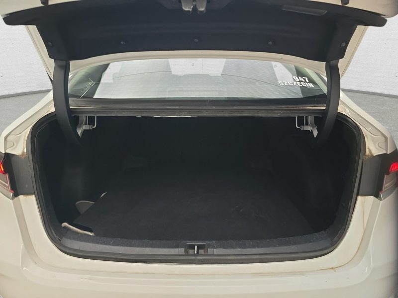 Toyota Corolla Seria E16 (2012-)