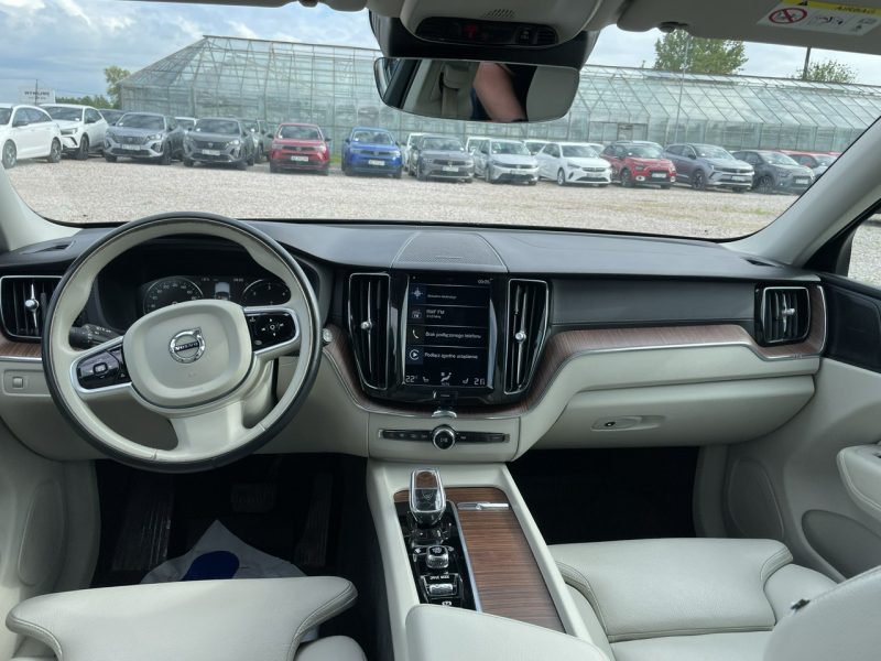 Volvo XC 60 II (2017-)