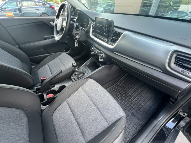 Kia Stonic 1.2 MPI 84KM 5MT M + SMART Salon PL od Dealera VAT23%