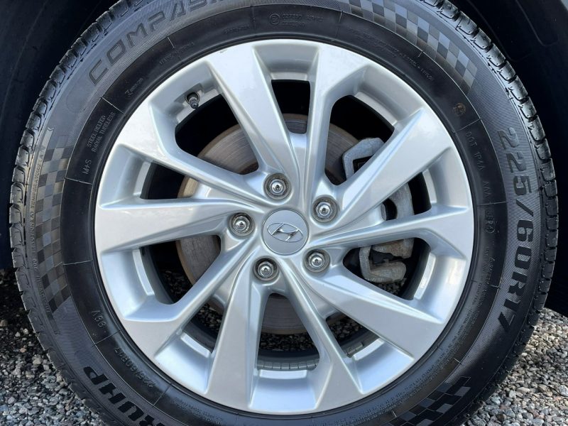 Hyundai Tucson LED, Klimatyzacja, Nawigacja, Tempomat, Asystent Pasa, CarPlay, 4x4 III (2015-2020)