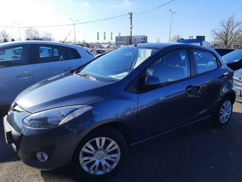Mazda 2
