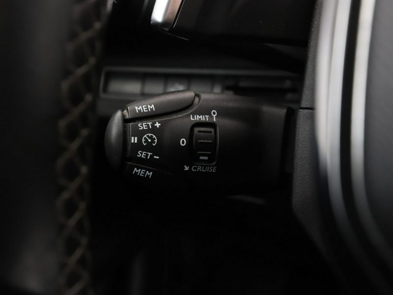 Peugeot 3008 Allure Business automat virtual półskóra panorama kamera180 navi tempo II (2016-)