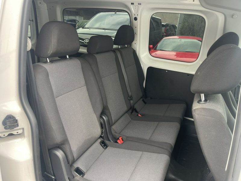 Volkswagen Caddy Automat Klimatyzacja 5 osobowy IV (2015-)