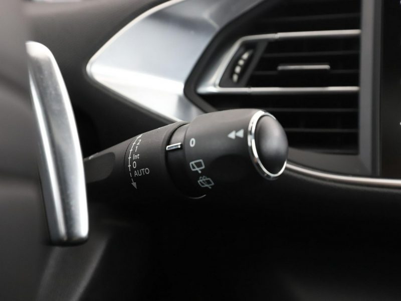 Peugeot 308 GT-Line automat 180KM navi grzane fotele alcantara PDC tempomat FullLE T9 (2014-2021)