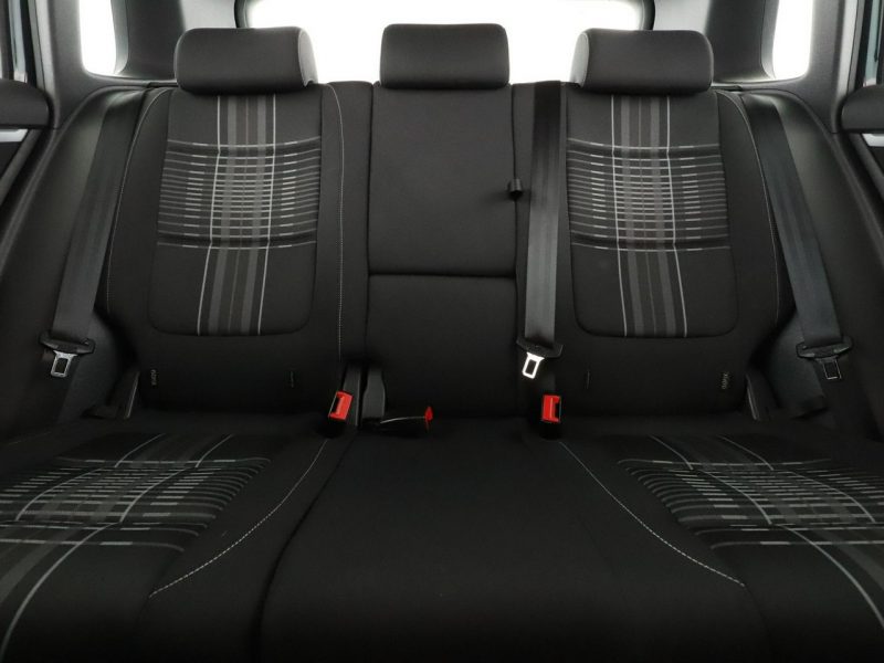 Volkswagen Tiguan BI-Xenon klima auto grzane fotele hak navi bluetooth I (2007-2016)
