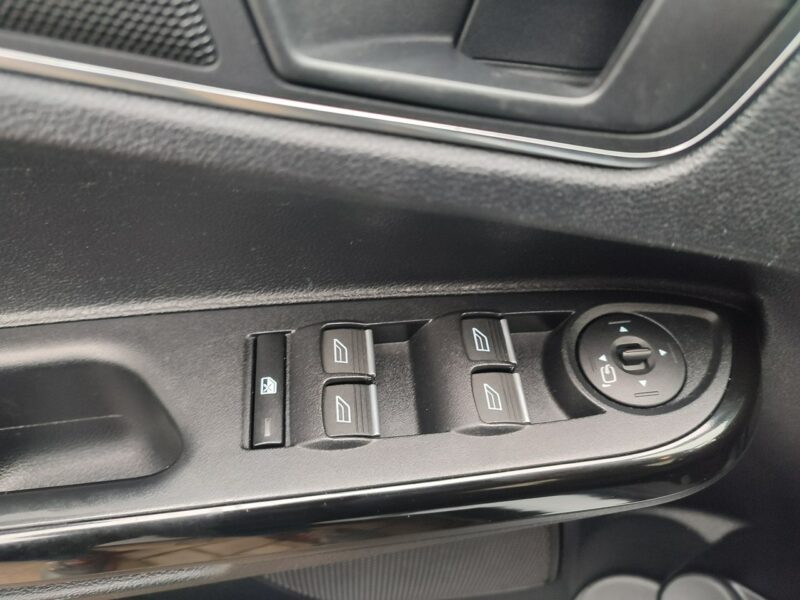 Ford B-Max bogata opcja 125KM ładny serwis Gwarancja