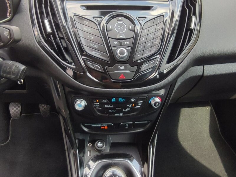 Ford B-Max bogata opcja 125KM ładny serwis Gwarancja