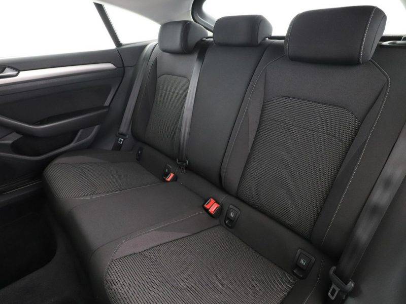 Volkswagen Arteon automat navi PDC-kamera climatronic tempomat