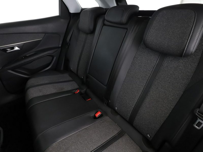 Peugeot 3008 Automat PDC tempomat klima auto navi bluetooth II (2016-)