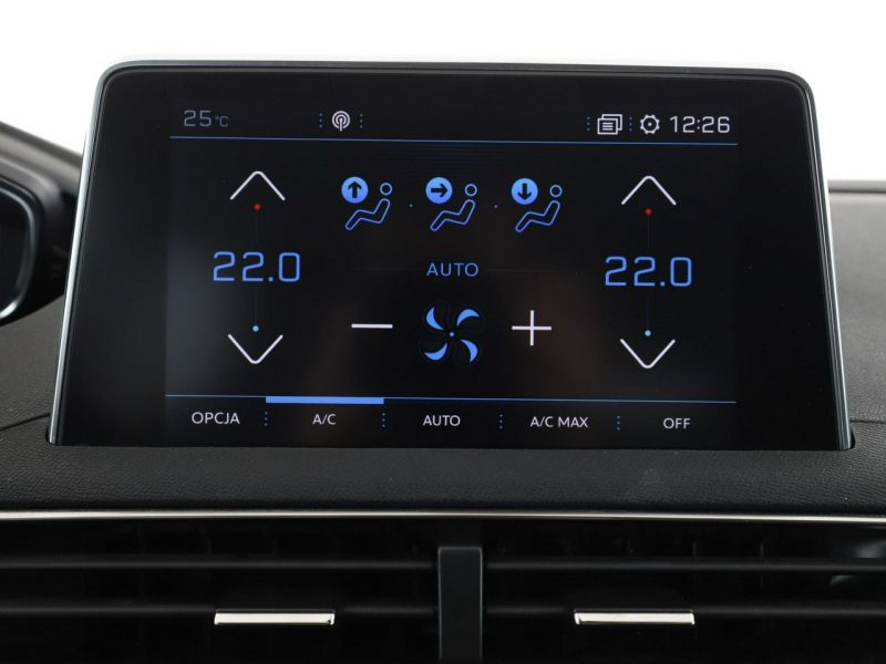 Peugeot 3008 Automat PDC tempomat klima auto navi bluetooth II (2016-)