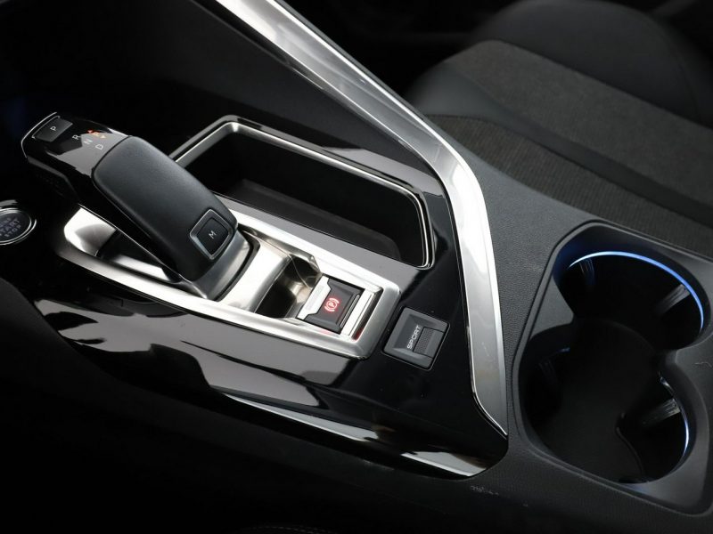Peugeot 3008 Automat PDC tempomat klima auto navi bluetooth II (2016-)